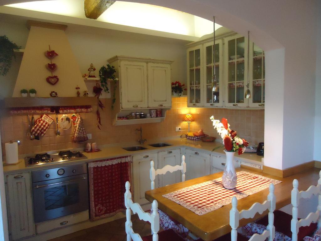 Suite "La Badia" Scandicci Værelse billede